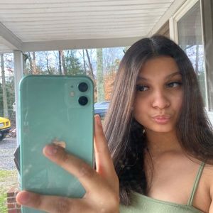 Meet your Posher, Natalie